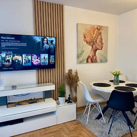 Apartment 3 *
